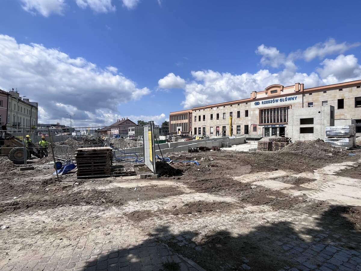 Budowa Rzeszowskiego Centrum Komunikacyjnego [lipiec 2023]